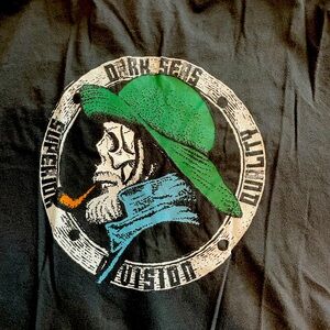 Dark seas division skull captain shirt
